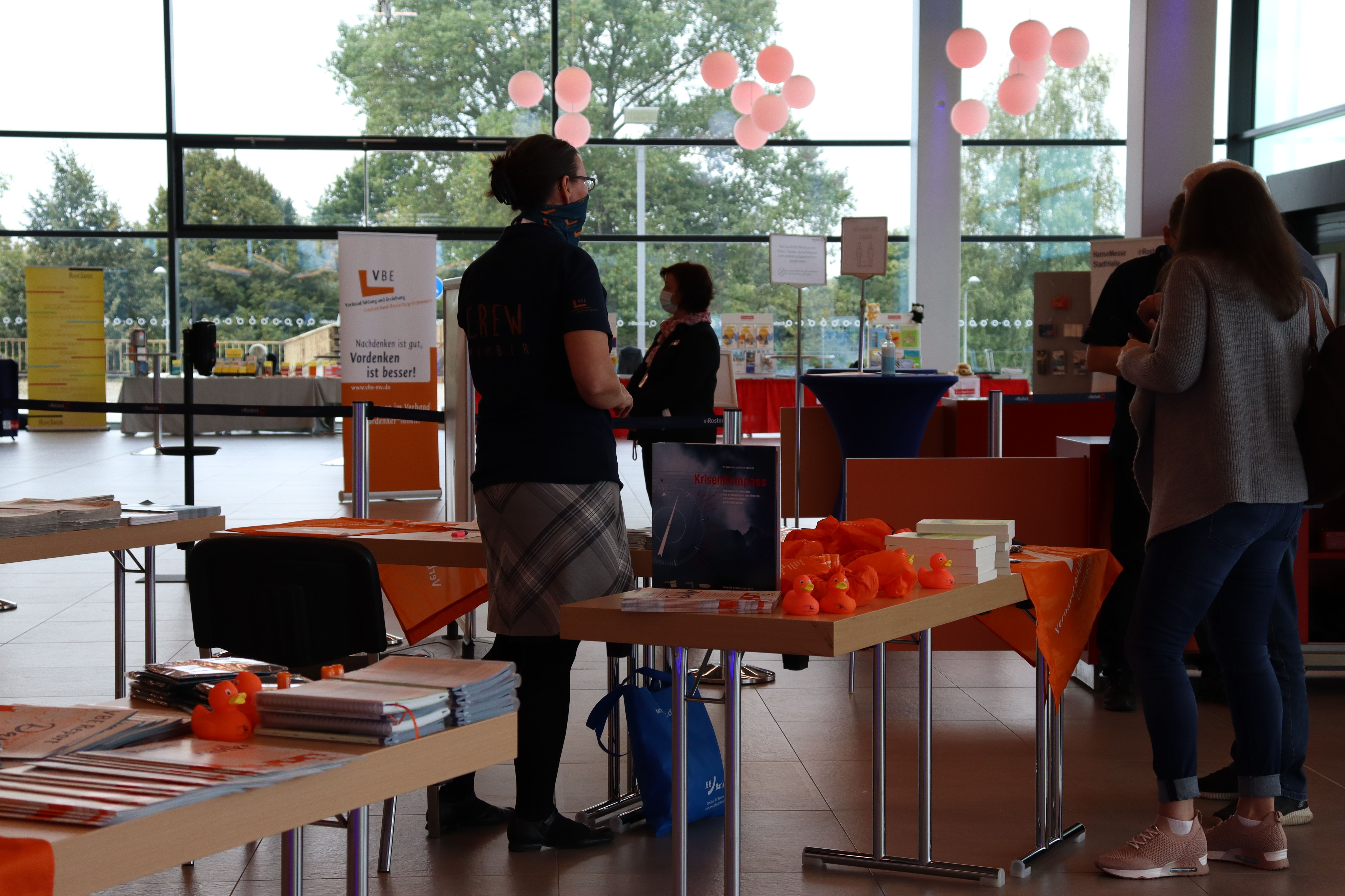 Verlagsstand in der Stadthalle Rostock